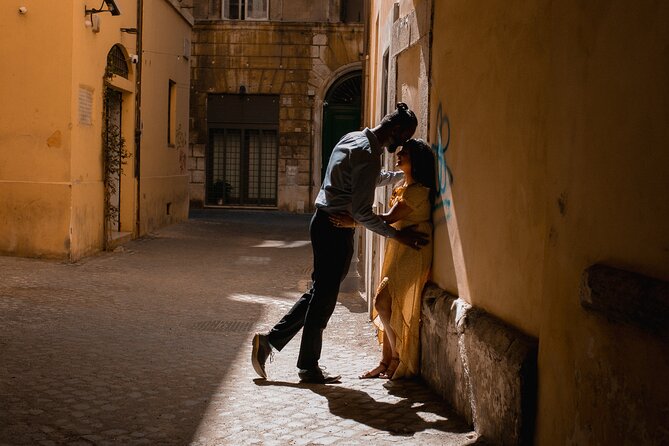 Rome: 1-Hour Private Photo Shoot for Family, Couples or Solo - Locations on Request: Colosseum, Trastevere, Vatican, and Monti