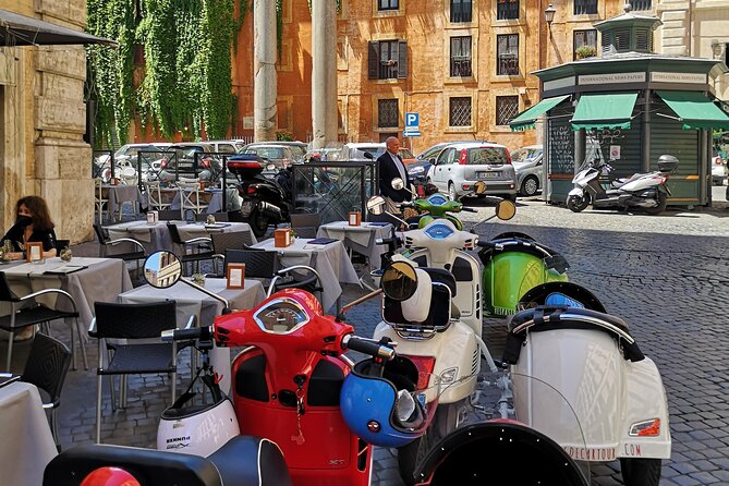 Rome Afternoon Sightseeing Vespa Sidecar Tour with Gourmet Gelato - Pantheon: the oculus and the feeling of ancient engineering