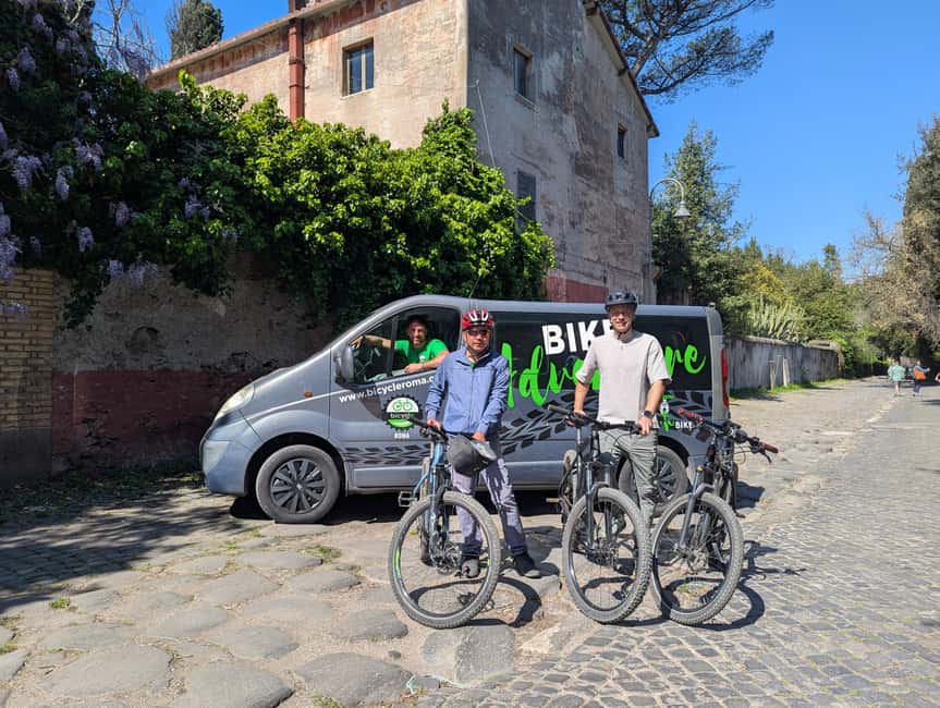 Rome: Appian Way, Catacombs & Aqueducts by eBike + Transfer - Catacombs of Rome: 45 minutes underground with a real guided focus