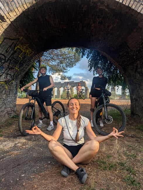 Rome: Appian Way, Catacombs & Aqueducts by eBike + Transfer - Appian Way classics: from Circus of Maxentius to Cecilia Metella