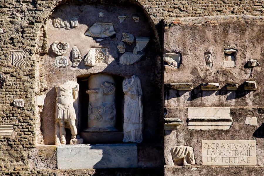 Rome: Appian Way Underground Catacombs Bike Tour with Lunch - Lunch or aperitif break: when you eat makes a difference