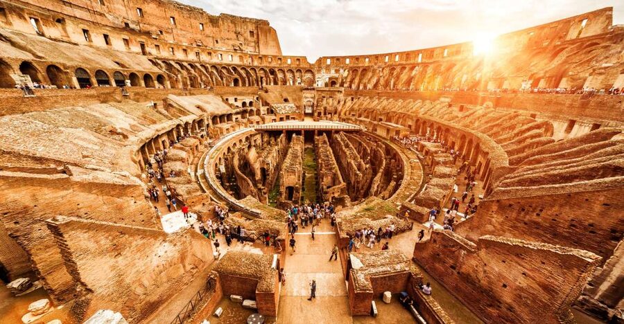 Rome: Arena of Colosseum, Roman Forum and Palatine Hill - The 30-minute 3D multimedia video, what it gives you on-site