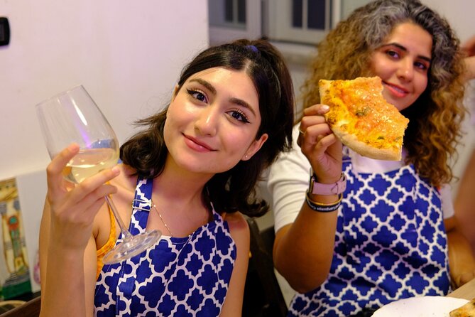 Rome Art Class: Painting & Unlimited Wine - How the Timing Works in an About-2.5-Hour Evening