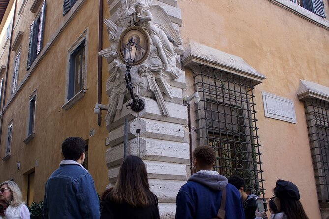 Rome at Night: Small Group Guided City Walking Tour - Colosseum at Night: The Majestic Finish You Can Photograph
