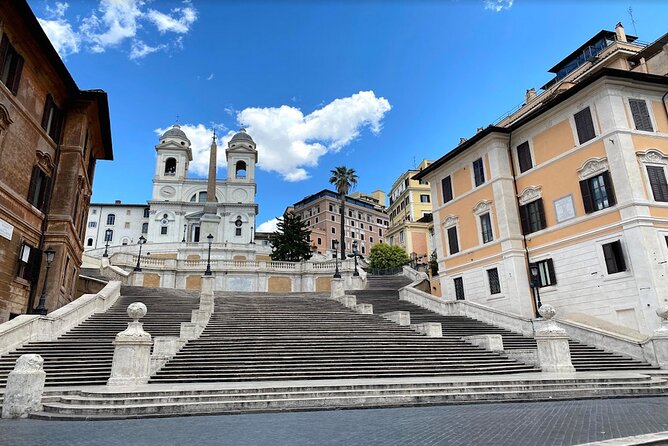 Rome at Sunrise Walking Tour: Pantheon Trevi Fountain & Breakfast - Meeting at Babington’s Tea Room and what the tour rhythm feels like