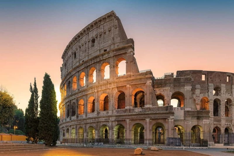 Rome at Sunset: Colosseum, Forum & Trevi Fountain Tour - Learning ancient Rome in the Roman Forum outdoors