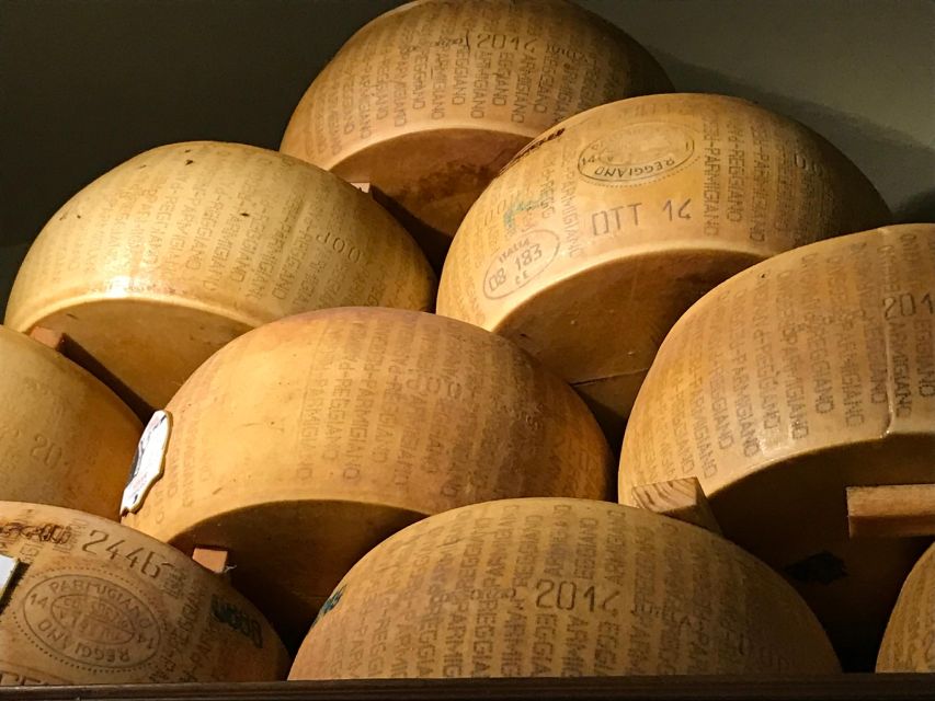 Rome: Authentic Roman Restaurant Dining Experience & Wine - What the 75 minutes feels like in real life