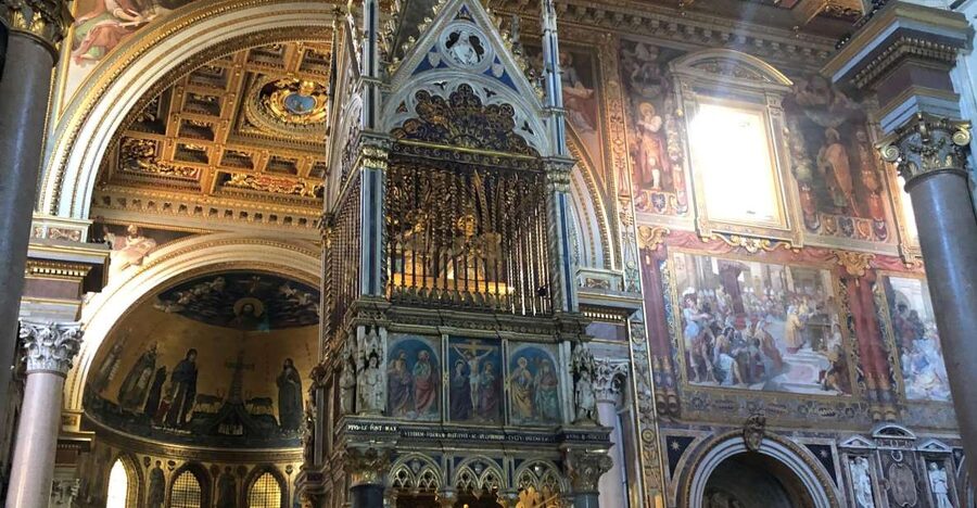 Rome: Basilica of St John Lateran & Holy Steps 1-Hour Tour - St John Lateran (San Giovanni): highest-ranking church energy