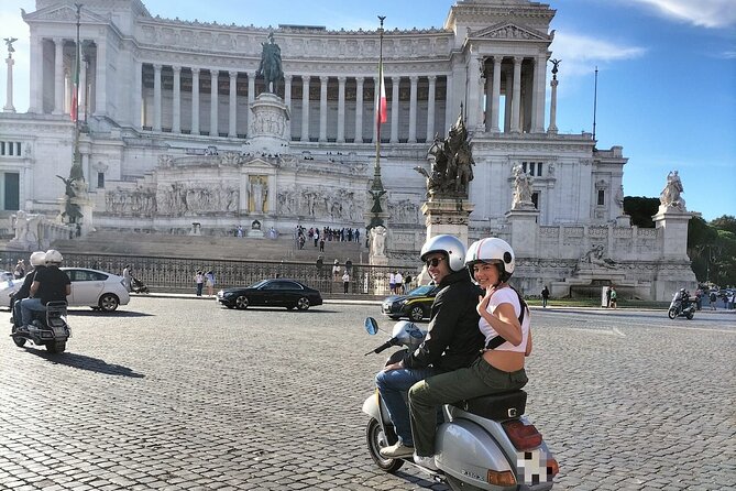 Rome by Vespa: Classic Rome Tour with Pick up - Colosseum and Forum Stops, Built for Photos and Short Walks