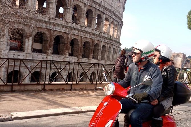 Rome by Vespa: Classic Rome Tour with Pick up - Circus Maximus and the Feeling of Ancient Scale