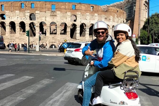 Rome by Vespa: Classic Rome Tour with Pick up - The First Stretch: Piazza Venezia and the Vittoriano Area