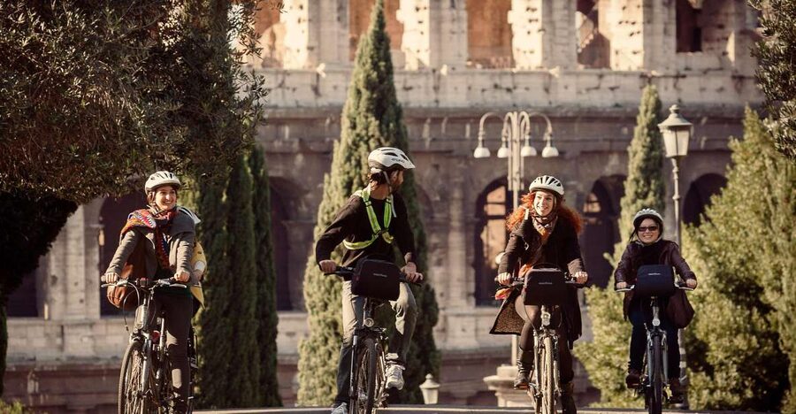 Rome: Cannondale E-Bike Tour of Top Landmarks & More - Spanish Steps and Piazza del Popolo: drama and city rhythm