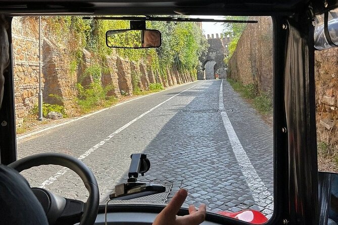 Rome Catacomb & Appian Way Small-Group Tour by Golf Cart - Ending near Piazza Venezia: the last photo pull before Via Urbana