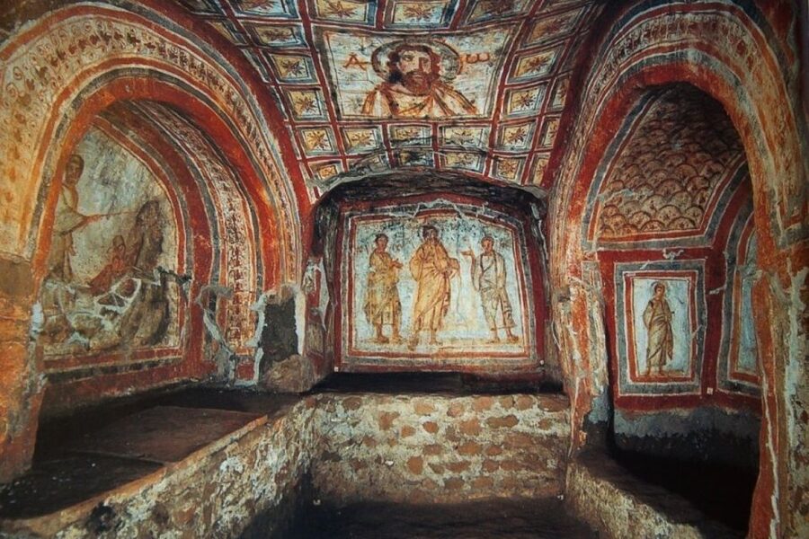 Rome: Catacombs of Domitilla Entry Ticket & Guided Tour - Hypogeum of the Flavians: where family history turns into Christian archaeology