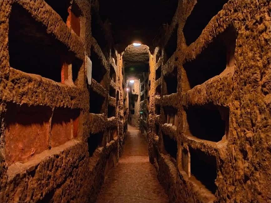 Rome: Catacombs Skip-the-Line Tour in English - Going underground: what the guide actually does for you