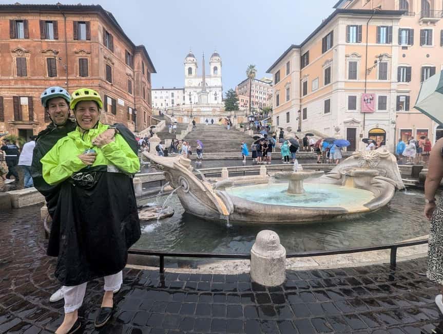 Rome: City Highlights Electric Bike Tour - E-bikes, helmets, and the riding level you actually need