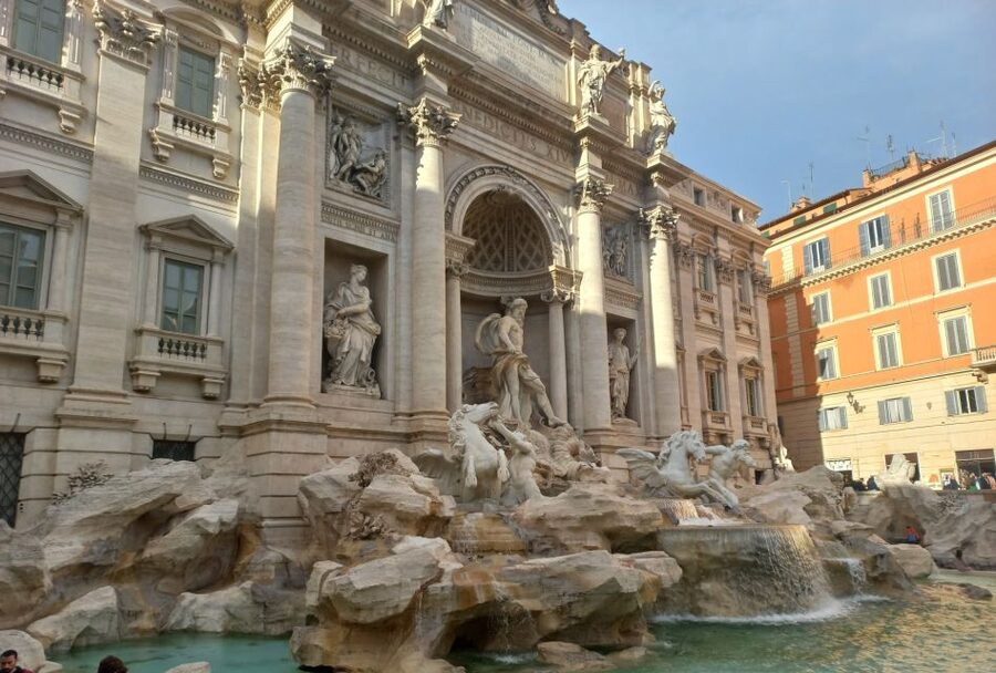 Rome: City Highlights Golf Cart Tour with Local Guide - Why an Electric Golf Cart Works So Well for Rome’s Big Names
