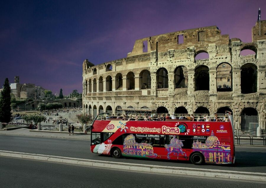 Rome: City Highlights Open-Top Bus Night Tour - The Colosseum at Night, Photo Timing and Angle Reality Check