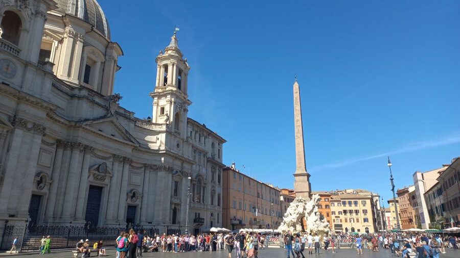 Rome: City Highlights Tour by Electric Golf Cart - Piazza Venezia to the Colosseum, outside views and gladiator tales