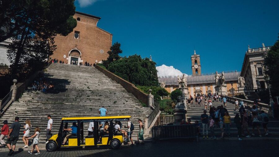 Rome: City Highlights Tour by Electric Golf Cart - Piazza Navona and Largo di Torre Argentina, Rome with a story