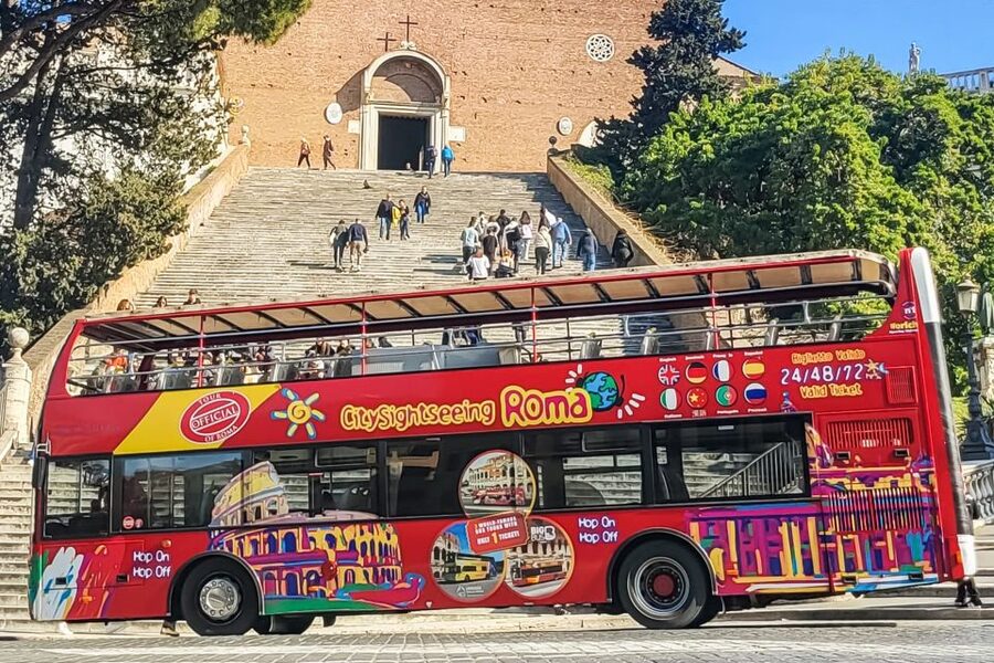 Rome: City Sightseeing Hop-on Hop-off Bus with Audioguide - Circus Maximus to Piazza Venezia: big open-city angles