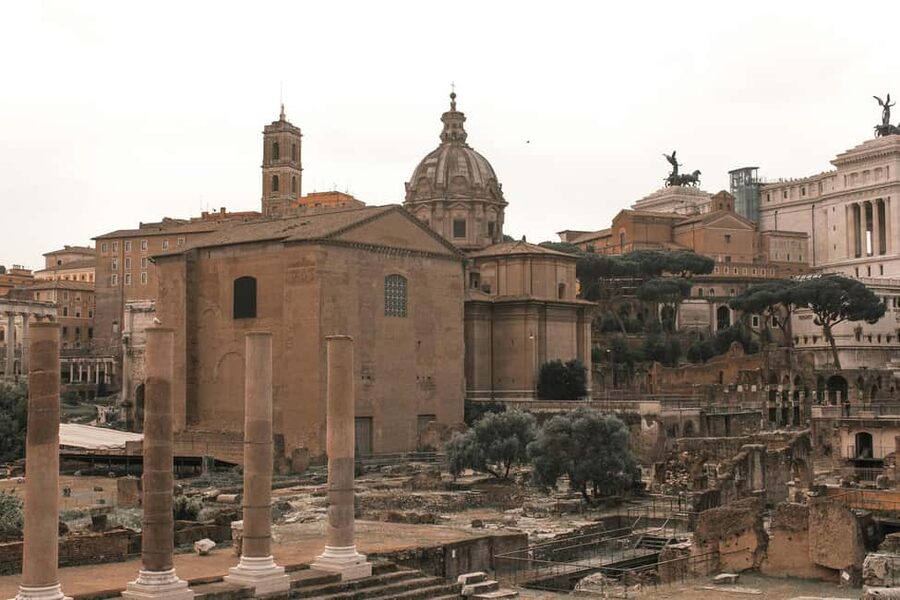 Rome: Colosseum Access with Official App & Arena Option - Roman Forum and Palatine Hill: The Best Place to Walk Slowly