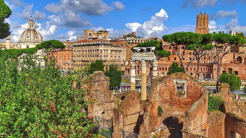 Rome: Colosseum Access with Official App & Arena Option - Imperial Forum: Extra Space, Extra Stories