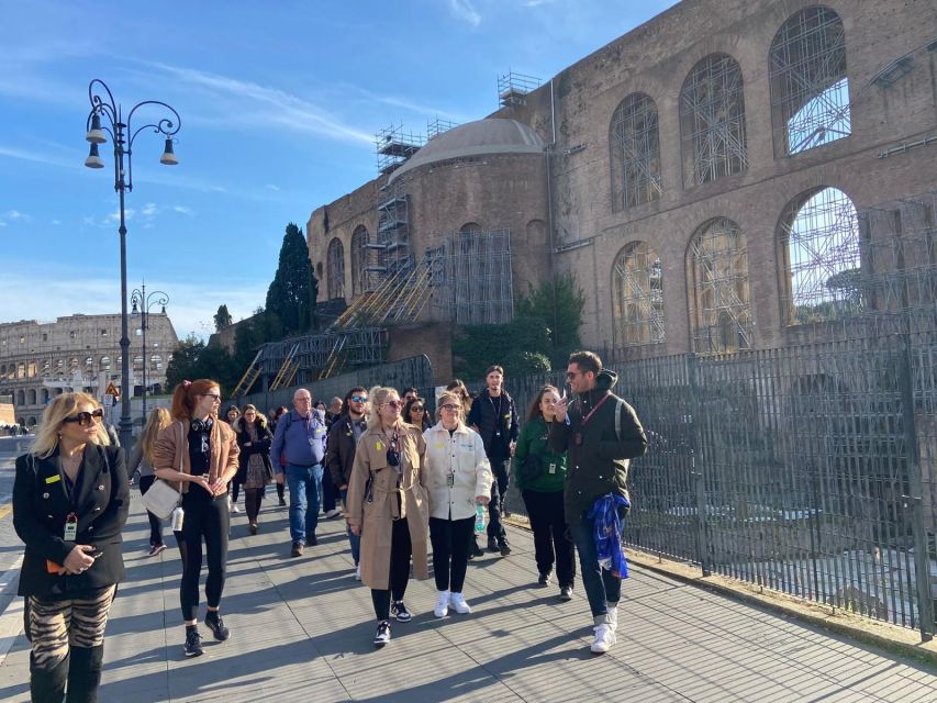 Rome: Colosseum Arena Floor, Forum & Palatine Guided Tour - Group Size, Headsets, and Staying Cool While You Move