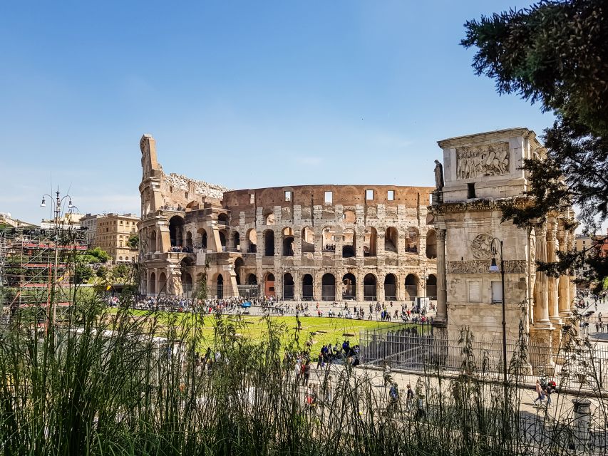 Rome: Colosseum Arena, Palatine Hill & Forum Guided Tour - Palatine Hill In 30 Minutes: Short, But With A Meaningful Change Of Pace