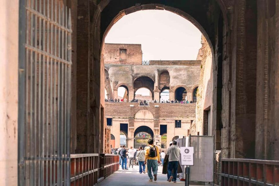 Rome: Colosseum Arena, Roman Forum & Palatine Hill VIP Tour - Entering The Colosseum: Skip-The-Line Without the Guesswork