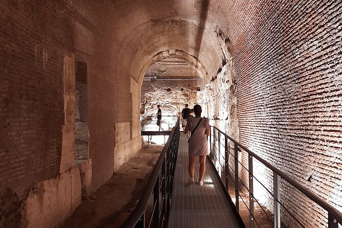 Rome: Colosseum by Night Guided Tour - The real draw: why Colosseum by Night feels different