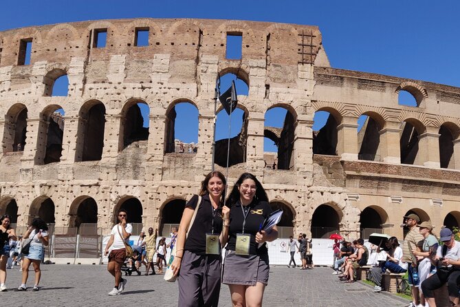 Rome: Colosseum Entrance and Virtual Reality Experience - The Arch of Constantine stop: 15 minutes of context right beside the action