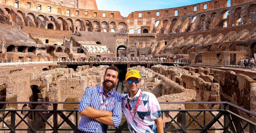 Rome: Colosseum, Forum, and Palatine Tour - Quick photo stops that actually help your understanding