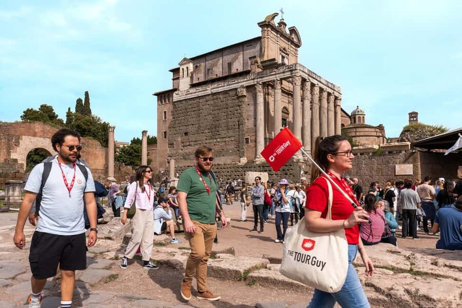 Rome: Colosseum, Forum, and Palatine Tour - Roman Forum guided time: where the city’s power centers start to make sense