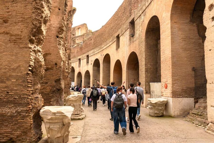 Rome: Colosseum, Forum, and Palatine Tour - What the guide adds, and how to get more out of the walk