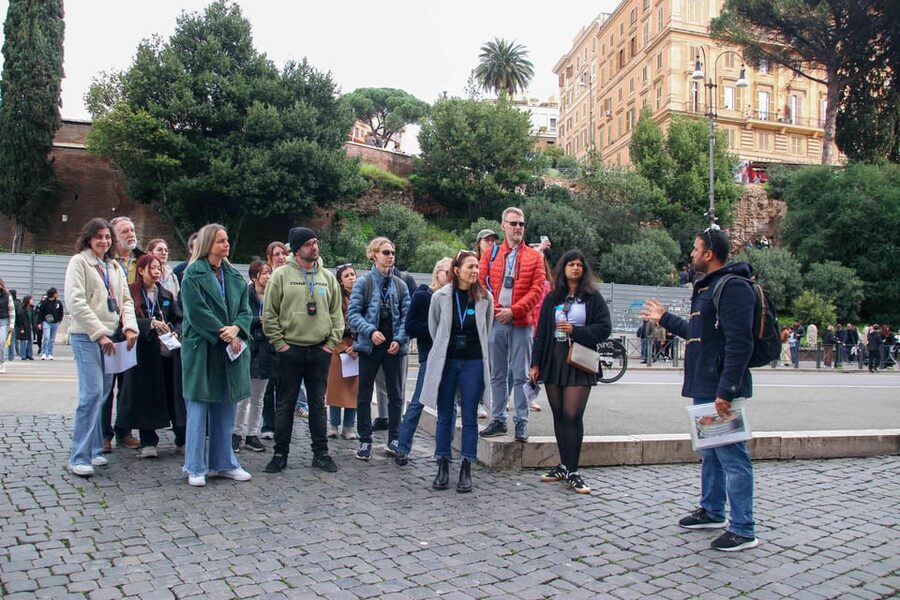 Rome: Colosseum & Forum with Audio Guide App -Optional Arena - What this Colosseum and Forum visit gives you