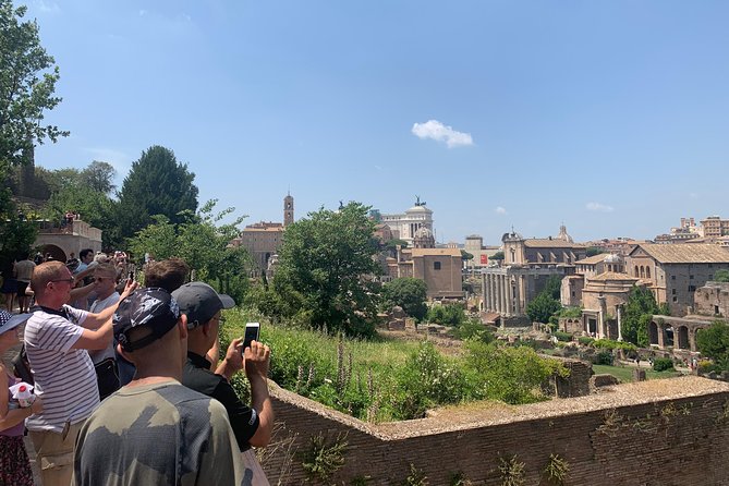 Rome: Colosseum, Palatine Hill and Roman Forum Group Tour - Entering the Colosseum with reserved entry (and knowing what is not included)