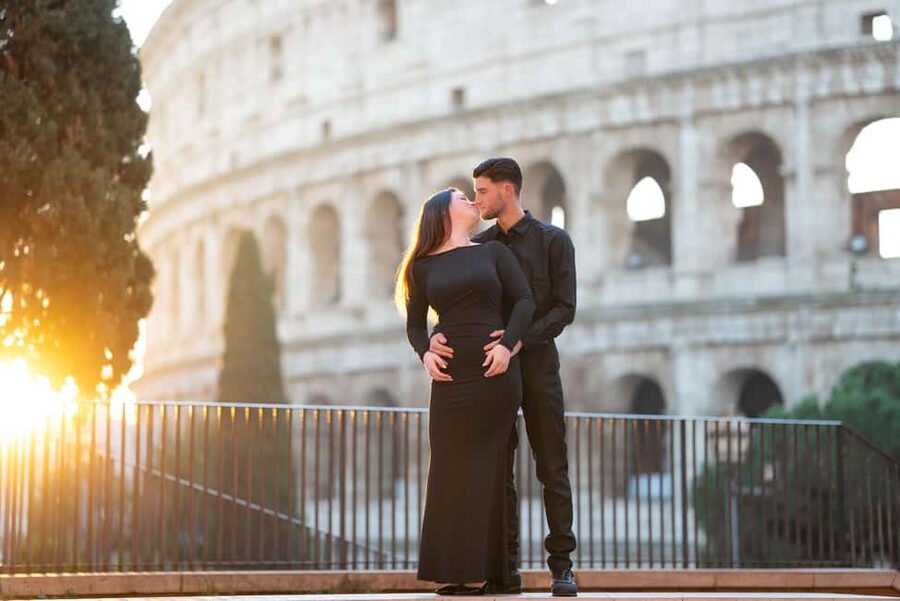 Rome: Colosseum Photoshoot – Private Session - Getting set up near the Colosseum, without the ticket stress