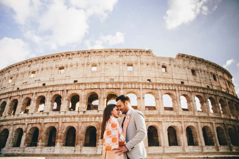 Rome: Colosseum Photoshoot - Meeting at Caffè Roma, Via del Colosseo 31, without losing time