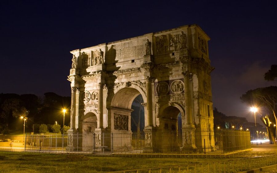 Rome: Colosseum, Roman Forum, and Palatine Hill - Entering the Colosseum: angles, crumbled stone, and the arena story