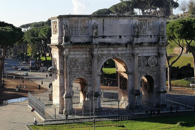 Rome: Colosseum, Roman Forum and Palatine Hill Private Tour - Colosseum storytelling, and what you see from the main levels