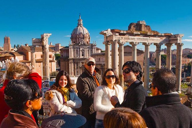Rome: Colosseum, Roman Forum and Palatine Hill Private Tour - Side views that teach you the bigger Rome picture