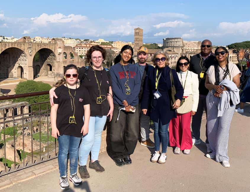 Rome: Colosseum, Roman Forum & Palatine Guided Tour - Entering the Colosseum, including the security reality