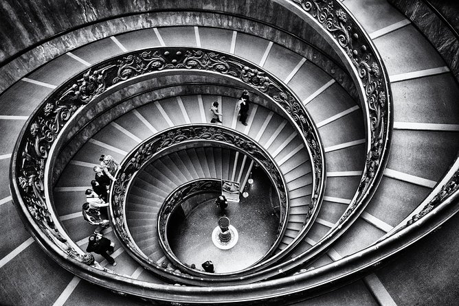 Rome: Colosseum, Roman Forum, & Palatine Hill Guided Tour - Roman Forum stop: reading power in stone, for 45 minutes