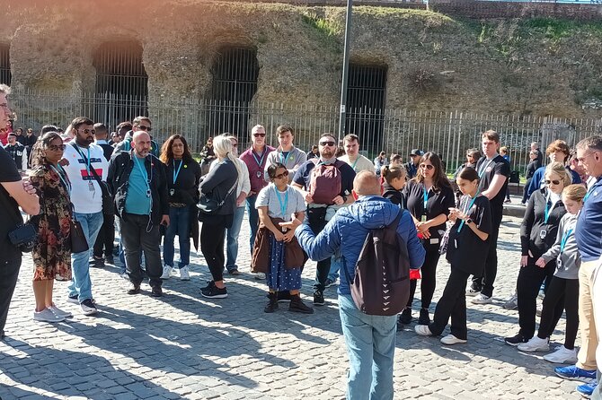 Rome : Colosseum , Roman Forum , Palatine Hill Tour - Roman Forum and Palatine Hill: Stunning Sites, Uneven Guidance
