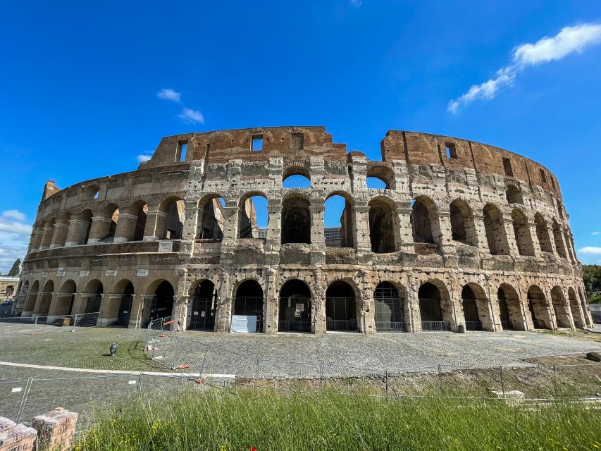 Rome: Colosseum Tour with Access to the Gladiator Arena - From Via dei Fori Imperiali to the Colosseum doors