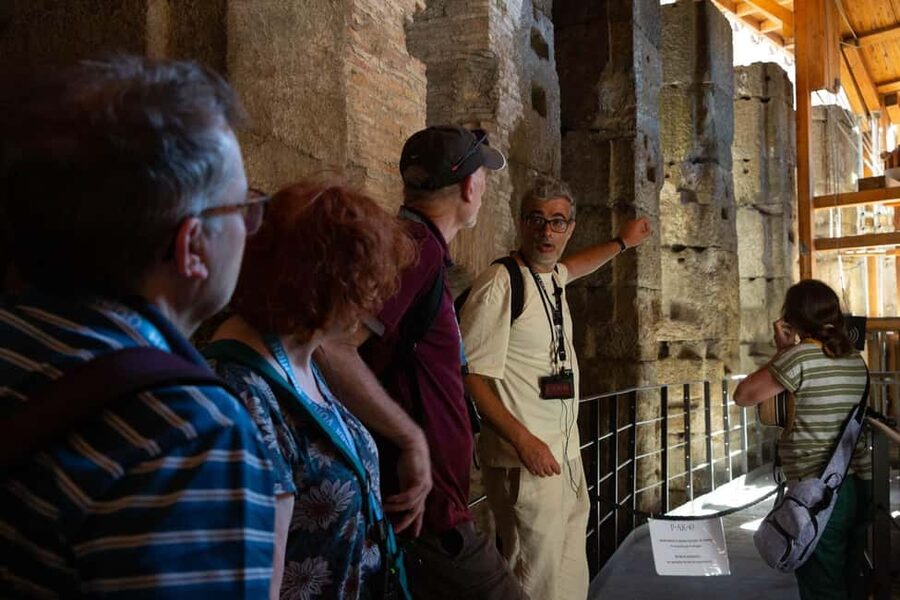Rome: Colosseum Underground Experience, with Roman Forum - Who should book this Colosseum Underground + Forum + Palatine tour