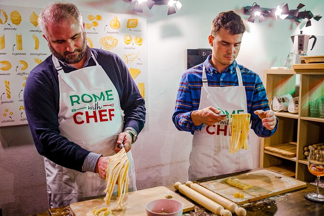 Rome Cooking Class 2-in-1: Make Fresh Pasta and Tiramisu Together - Carbonara vs cacio e pepe: two Roman sauces, one clear decision