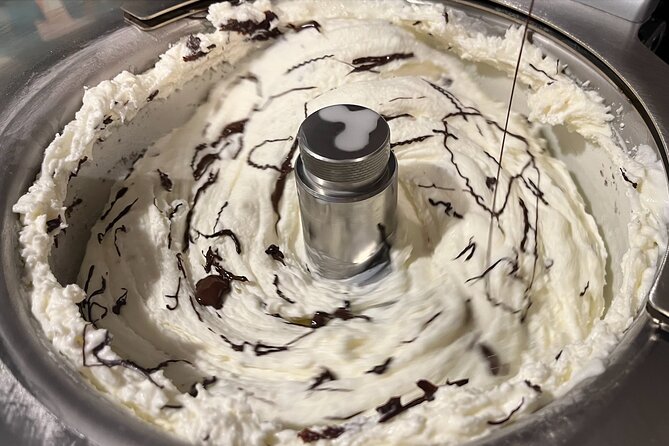 Rome Cooking Class: Gelato and Fettuccine Small Group Experience - Finding Via Andrea Doria 41 M and settling in before you cook