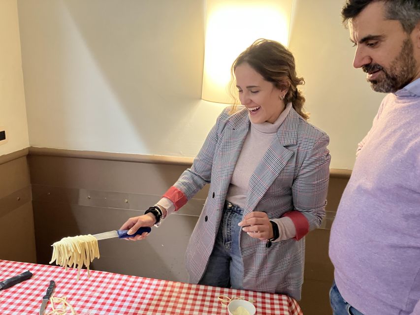 Rome Cooking Class: Handmade Tonnarelli Pasta & Tiramisu - Cacio e Pepe Thinking: Making Sauce Logic Click